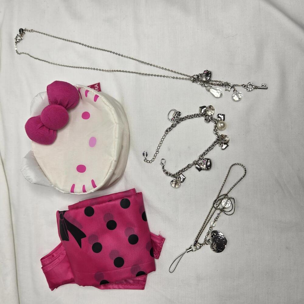 Hello Kitty Jewelry Set Ki La Ra Silver Tone Necklace Bracelet Phone Charm Pouch
